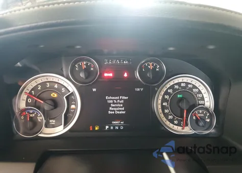 2018 Ram 1500 Laramie из США, поврежденный, VIN 1C6RR7NM1JS254301